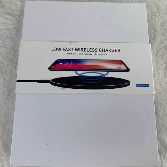 NEW WC250 10W Fast Wireless Charger Pad - Picture 1 of 3